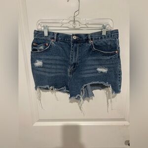 Love Tree denim shorts size L
